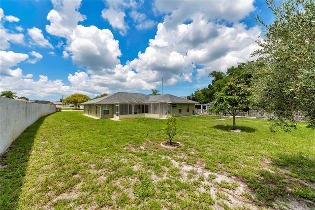 5146 WORTH COURT, New Port Richey, FL 34653