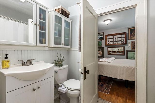 947 S WASHINGTON Street, Independence, MO 64050