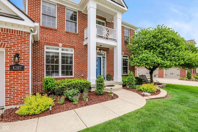 4207 Honeysuckle Lane, Zionsville, IN 46077