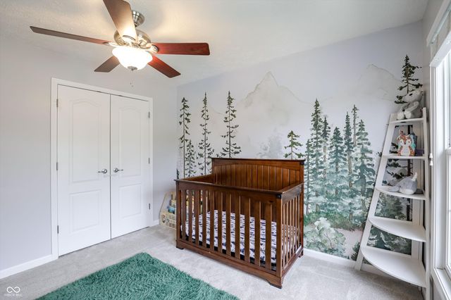 4207 Honeysuckle Lane, Zionsville, IN 46077