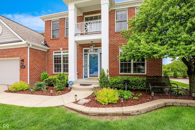 4207 Honeysuckle Lane, Zionsville, IN 46077