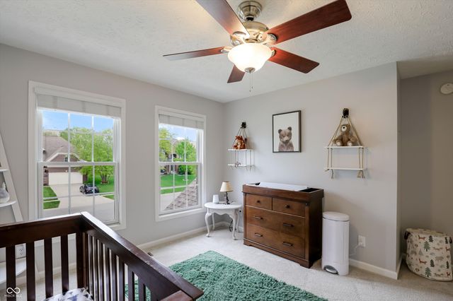 4207 Honeysuckle Lane, Zionsville, IN 46077