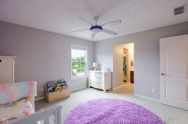 4207 Honeysuckle Lane, Zionsville, IN 46077