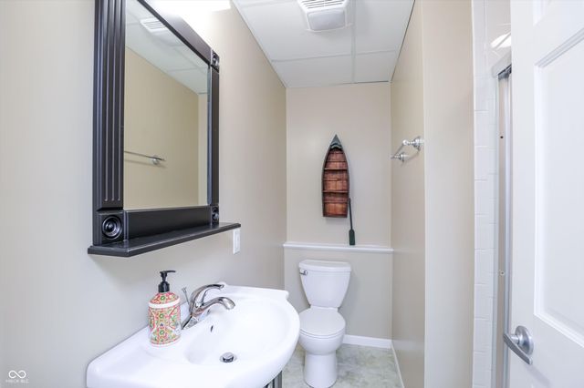 4207 Honeysuckle Lane, Zionsville, IN 46077