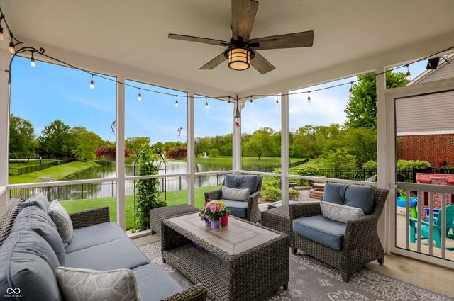 4207 Honeysuckle Lane, Zionsville, IN 46077