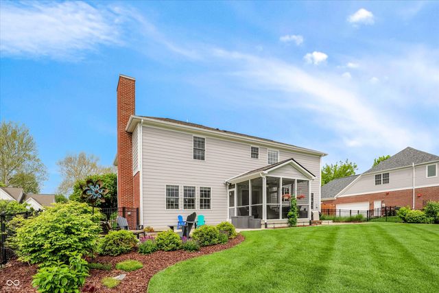 4207 Honeysuckle Lane, Zionsville, IN 46077