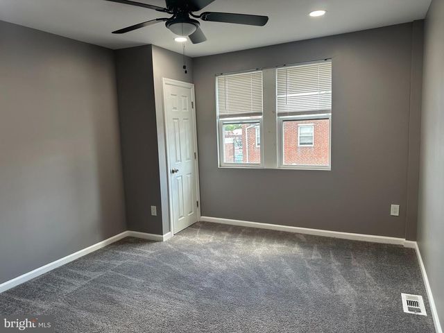 1438 KNORR ST, Philadelphia, PA 19111