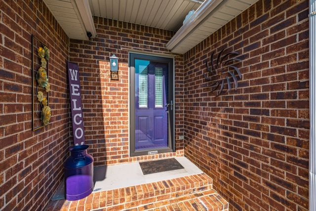 2403 English Hill Dr, Murfreesboro, TN 37130