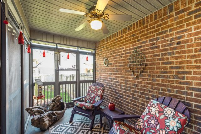 2403 English Hill Dr, Murfreesboro, TN 37130