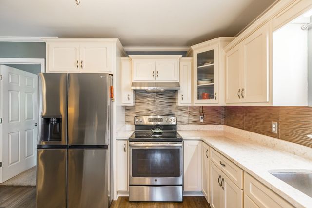 2403 English Hill Dr, Murfreesboro, TN 37130