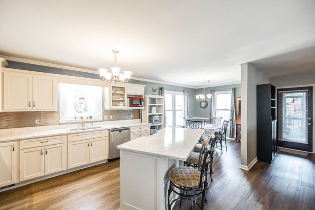 2403 English Hill Dr, Murfreesboro, TN 37130