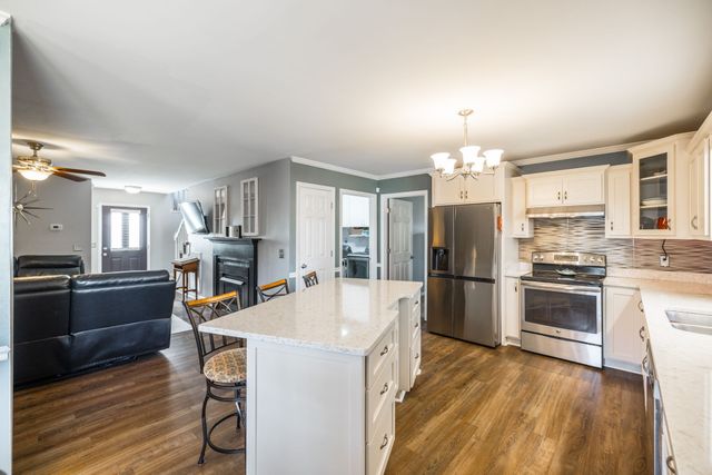 2403 English Hill Dr, Murfreesboro, TN 37130