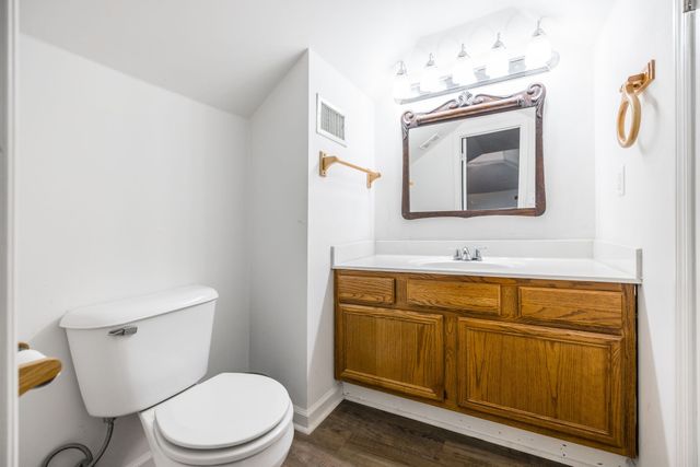 2403 English Hill Dr, Murfreesboro, TN 37130