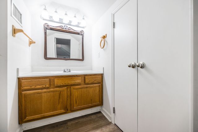 2403 English Hill Dr, Murfreesboro, TN 37130