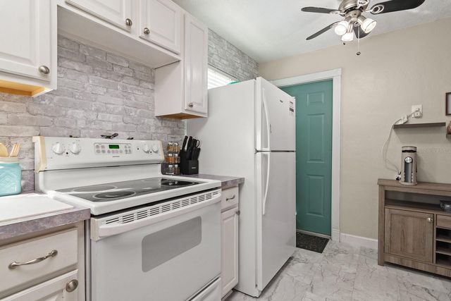 9122 94TH STREET, Seminole, FL 33777