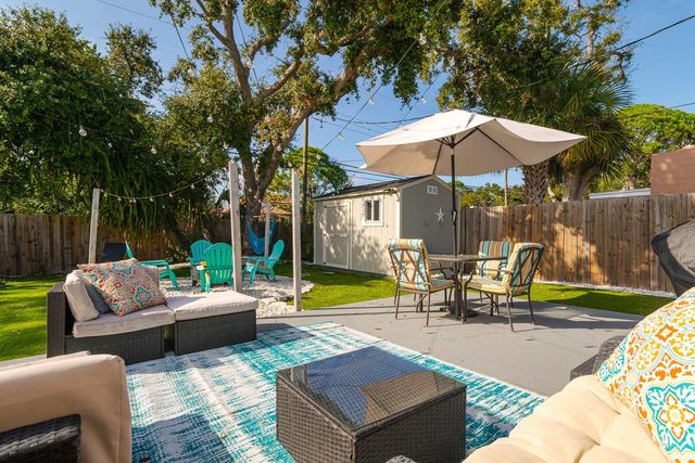 9122 94TH STREET, Seminole, FL 33777