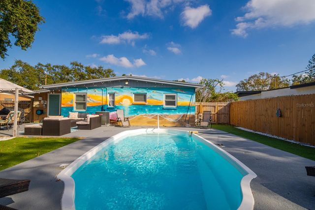 9122 94TH STREET, Seminole, FL 33777