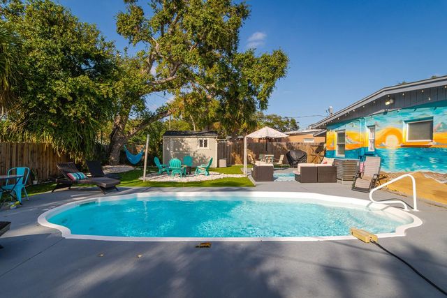 9122 94TH STREET, Seminole, FL 33777