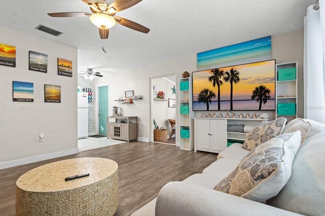 9122 94TH STREET, Seminole, FL 33777