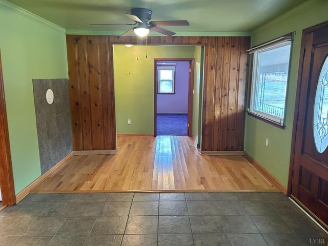 2213 Fancy Grove Road, Huddleston, VA 24104