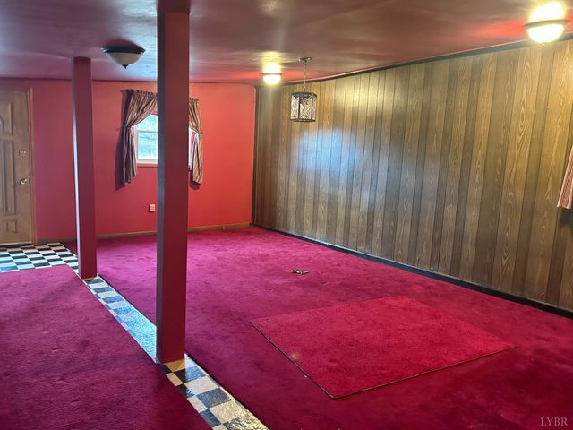 2213 Fancy Grove Road, Huddleston, VA 24104