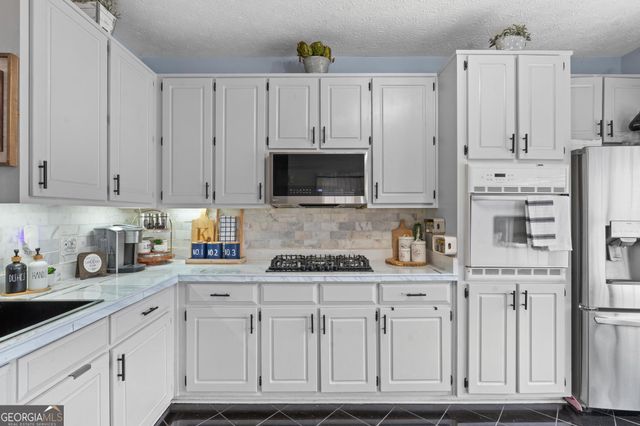 130 Emily Park, Fayetteville, GA 30215