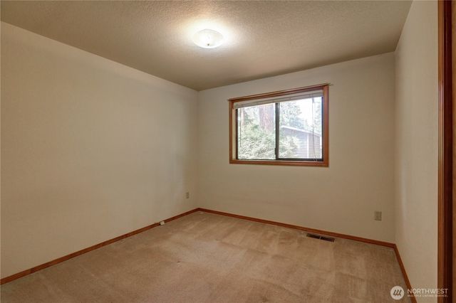 1449 Island Lake Road NW, Silverdale, WA 98383