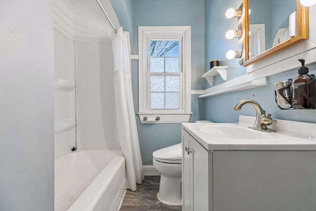 199 Ferndale Street N, Maplewood, MN 55119