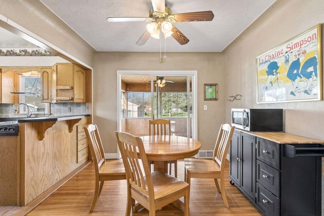 199 Ferndale Street N, Maplewood, MN 55119