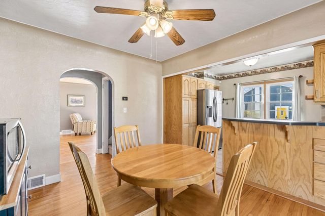 199 Ferndale Street N, Maplewood, MN 55119