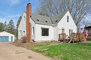 199 Ferndale Street N, Maplewood, MN 55119