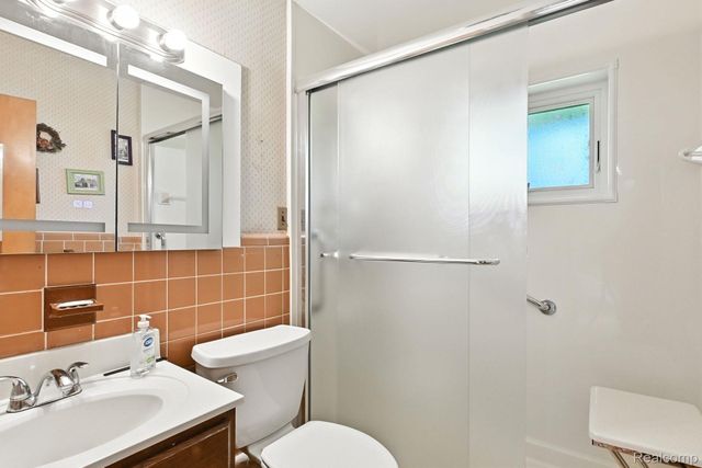 8814 Pellett Dr, Webster Township, MI 48189