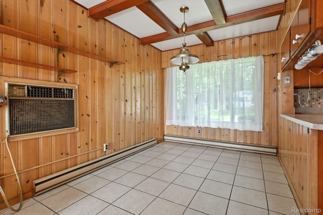 8814 Pellett Dr, Webster Township, MI 48189