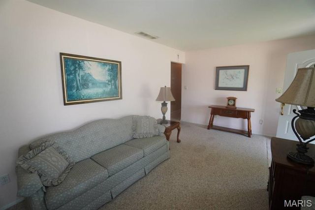 2708 Angela Drive, Granite City, IL 62040