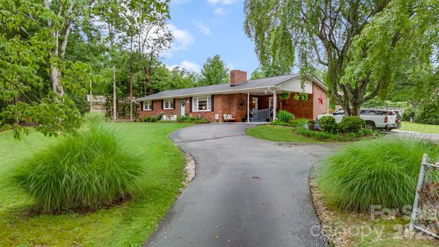 95 Pensacola Avenue, Arden, NC 28704
