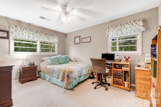95 Pensacola Avenue, Arden, NC 28704