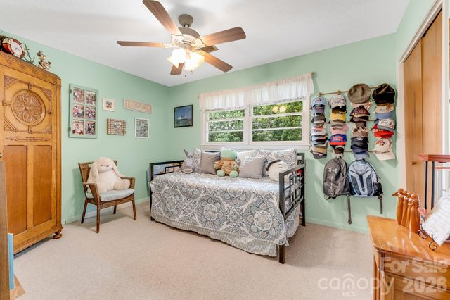 95 Pensacola Avenue, Arden, NC 28704