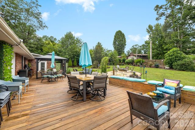 95 Pensacola Avenue, Arden, NC 28704