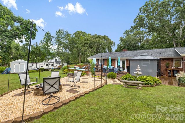 95 Pensacola Avenue, Arden, NC 28704