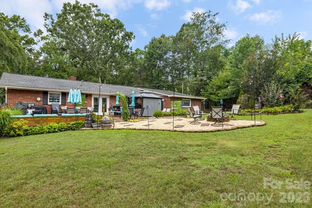 95 Pensacola Avenue, Arden, NC 28704