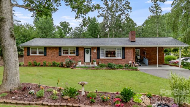 95 Pensacola Avenue, Arden, NC 28704