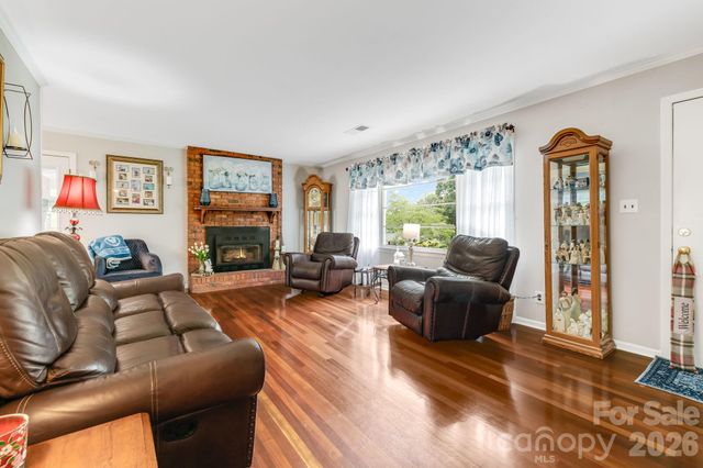 95 Pensacola Avenue, Arden, NC 28704