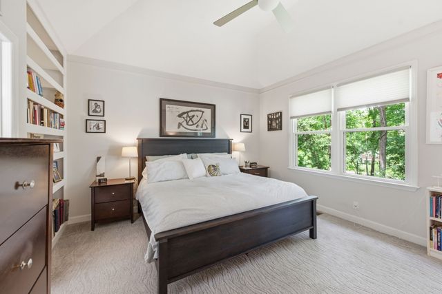 105 Stoneway Close, Nashville, TN 37209