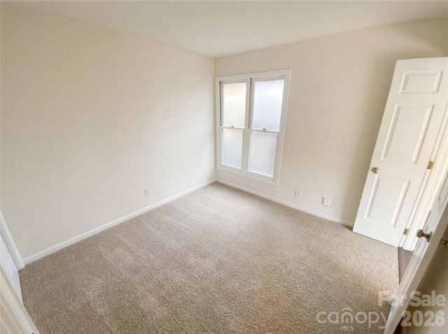 1101 E Morehead Street 33, Charlotte, NC 28204