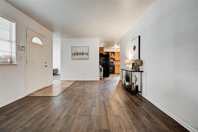 2124 Marshall Drive, Edmond, OK 73013