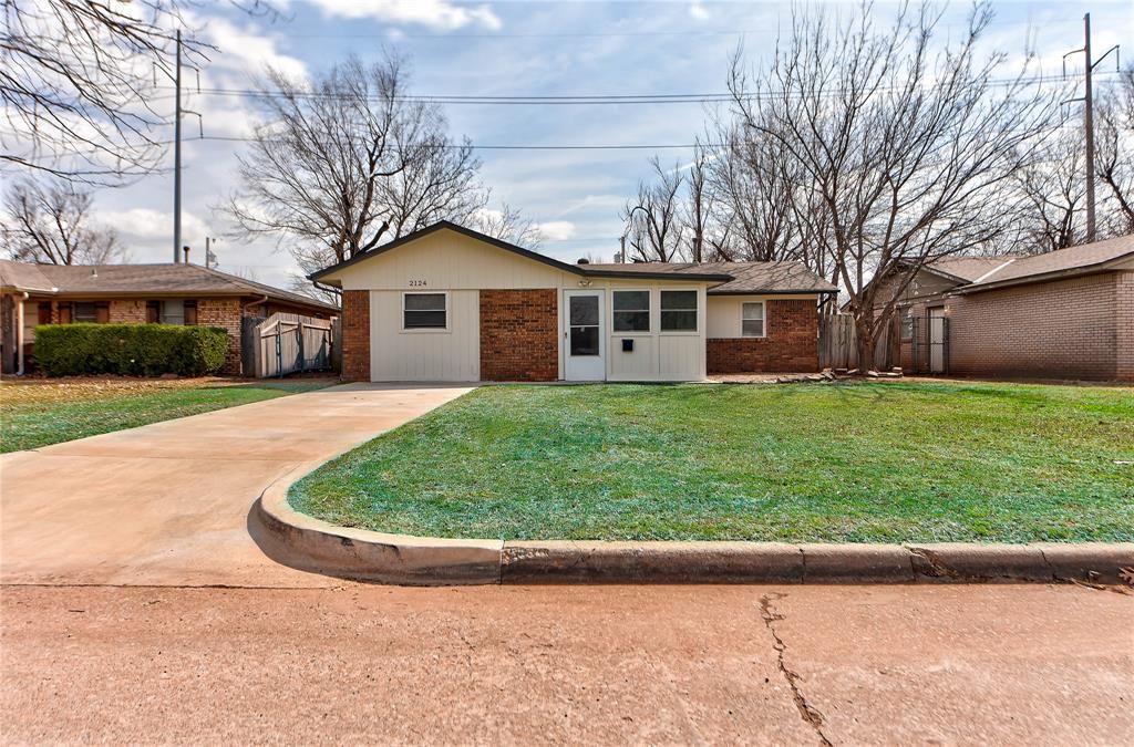 2124 Marshall Drive, Edmond, OK 73013