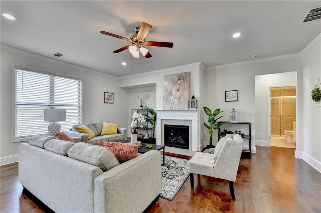 Image 13 of property listing at 2090 BECKHAM Street, Cumming, GA 30041