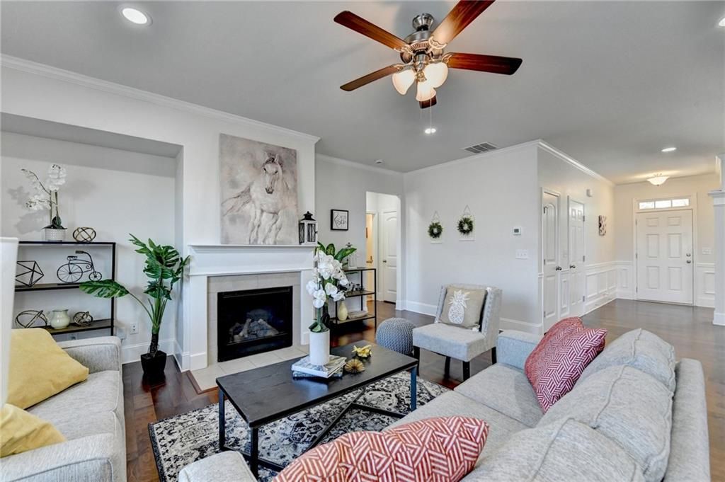 Image 16 of property listing at 2090 BECKHAM Street, Cumming, GA 30041