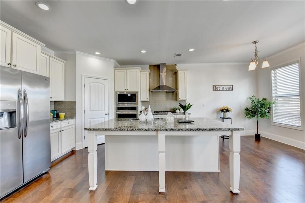 Image 23 of property listing at 2090 BECKHAM Street, Cumming, GA 30041