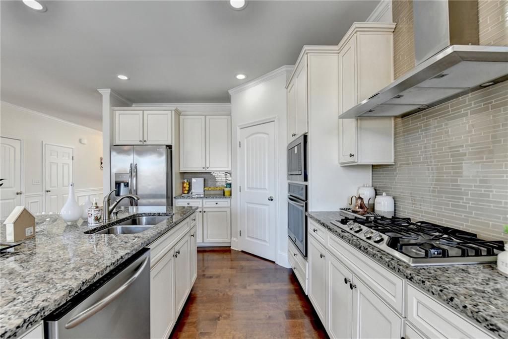 Image 30 of property listing at 2090 BECKHAM Street, Cumming, GA 30041
